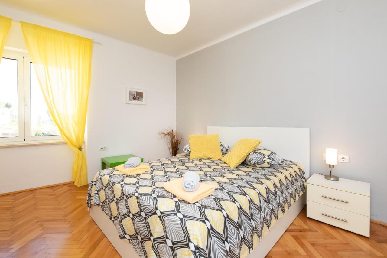 Apartment Portapisana Just 50M From The Beach Krk Town Extérieur photo