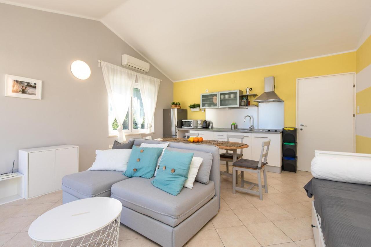Apartment Portapisana Just 50M From The Beach Krk Town Extérieur photo