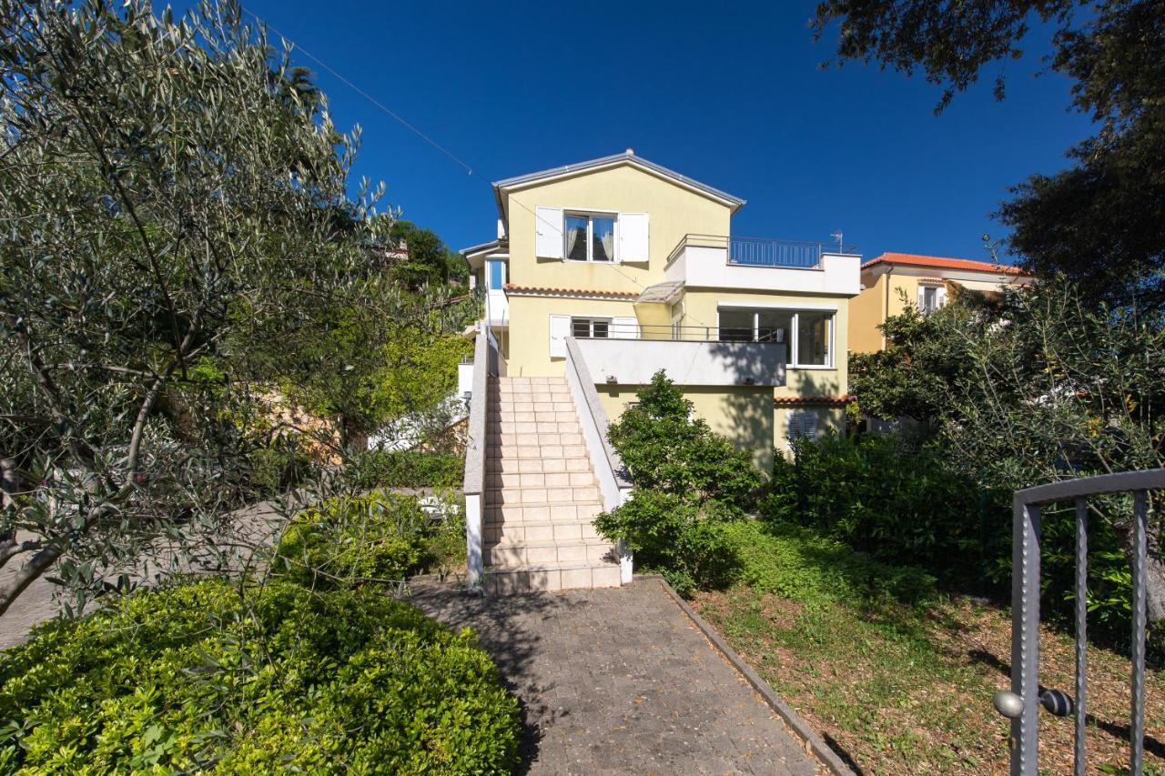 Apartment Portapisana Just 50M From The Beach Krk Town Extérieur photo