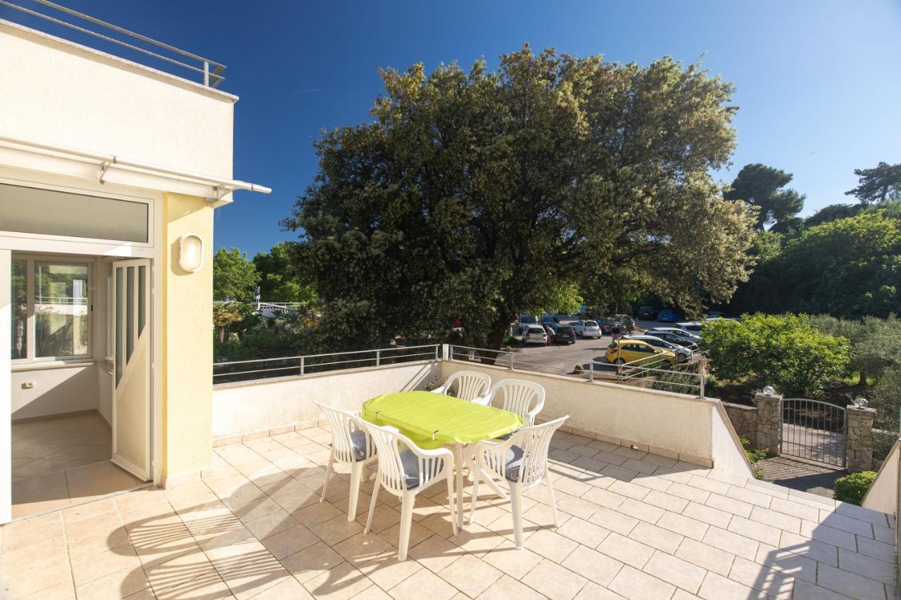 Apartment Portapisana Just 50M From The Beach Krk Town Extérieur photo
